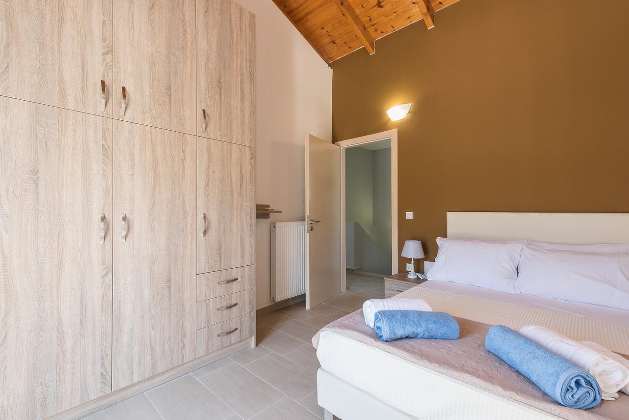 Villa Neaira Vatolakkos  Ngoại thất bức ảnh