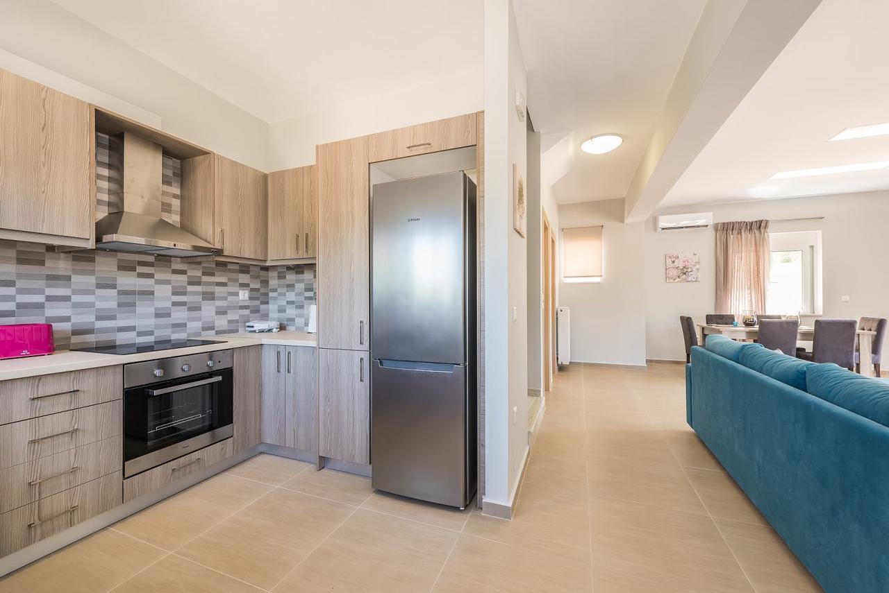 Villa Neaira Vatolakkos  Ngoại thất bức ảnh